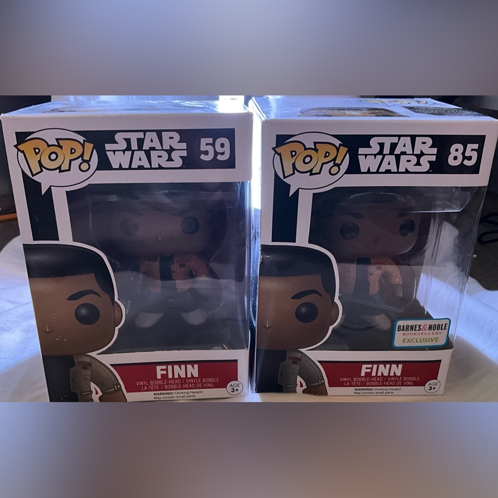 2 Finn from star wars funko pop